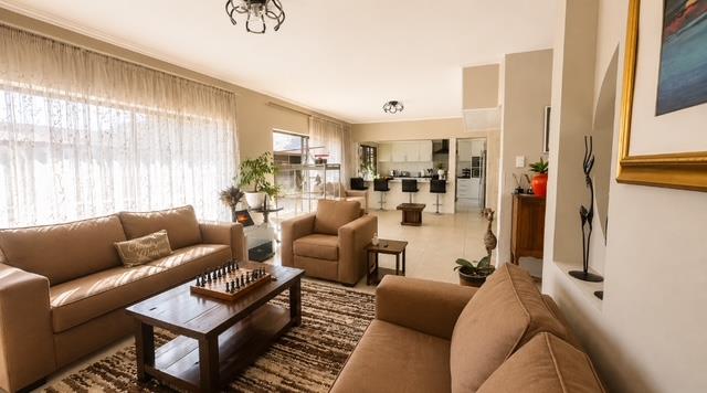 6 Bedroom Property for Sale in Dan Pienaar Free State